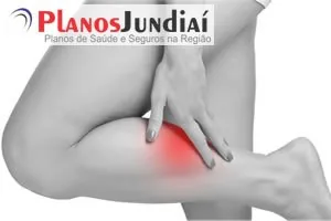 Veja as causas e como tratar das dores nas pernas